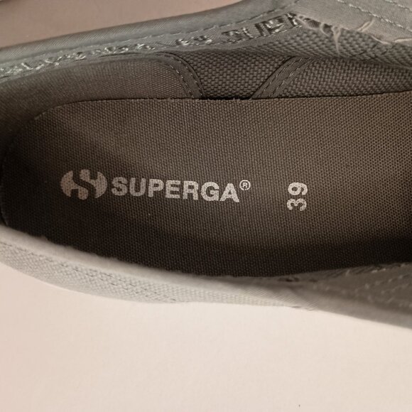 Superga Gray 2 Inch Platform Sneakers Excellent Women’s Size 8 - Picture 10 of 12